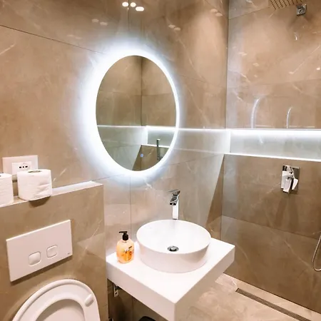 Barrikada Str Modern App - The Nest