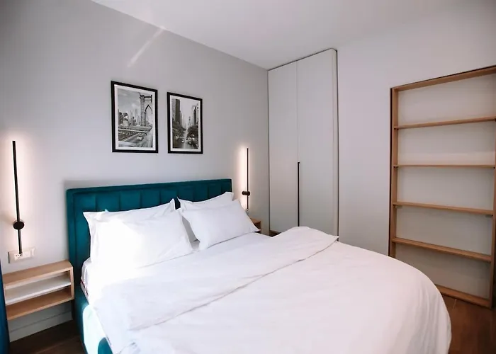 Barrikada Str Modern App - The Nest * Tirana