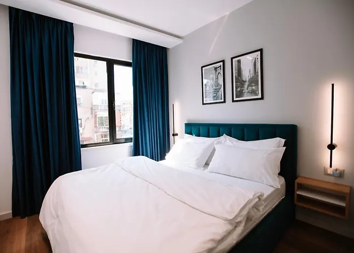 Barrikada Str Modern App - The Nest Apartament *