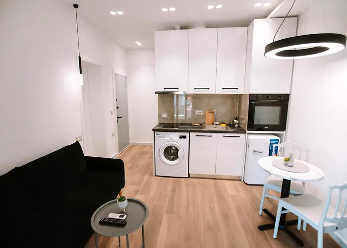 Barrikada Str Modern App - The Nest Apartament