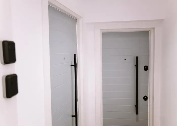 Barrikada Str Modern App - The Nest Apartament